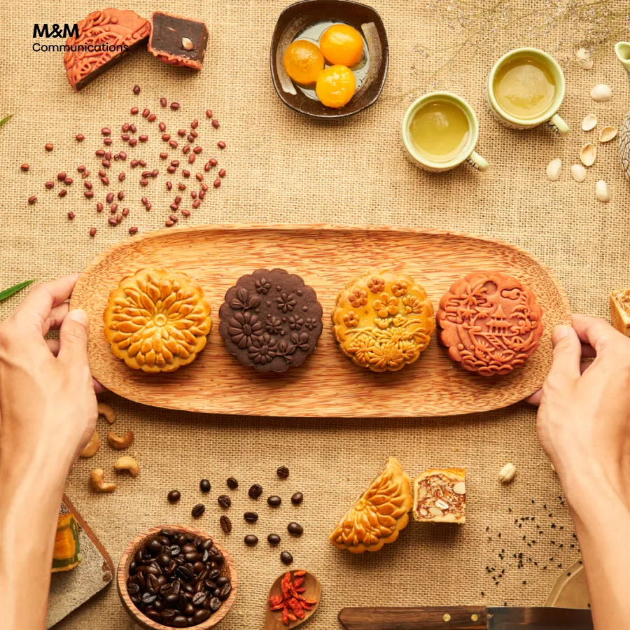 HOW DOES MID-AUTUMN FESTIVAL PACKAGING AFFECT CUSTOMERS' PURCHASE DECISIONS?